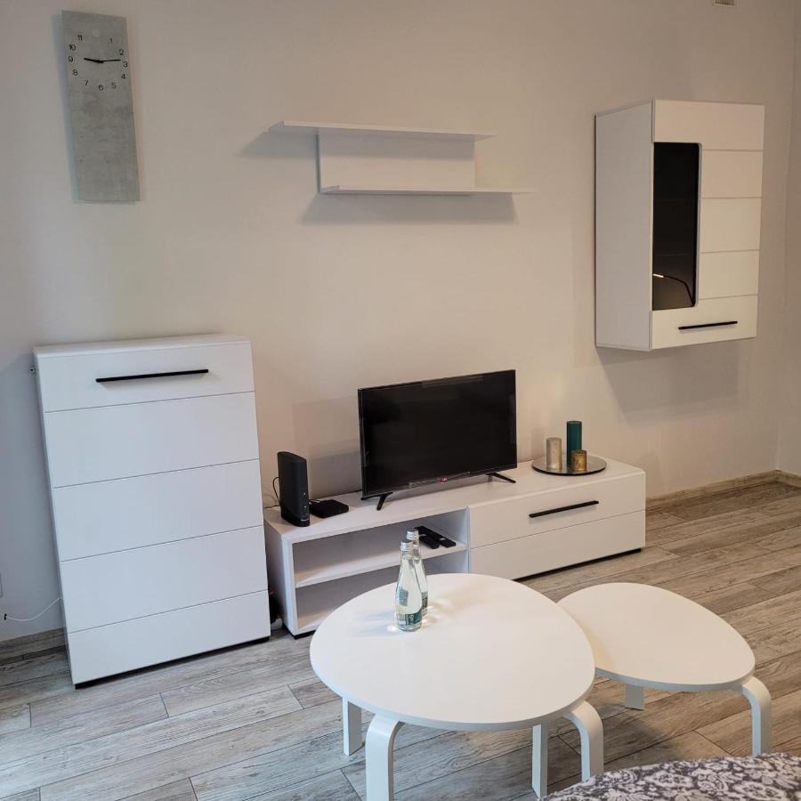 זברזה Apartament Tuwima מראה חיצוני תמונה